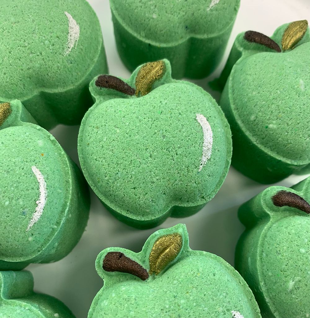 Little Green Apple Mini Bath Bomb