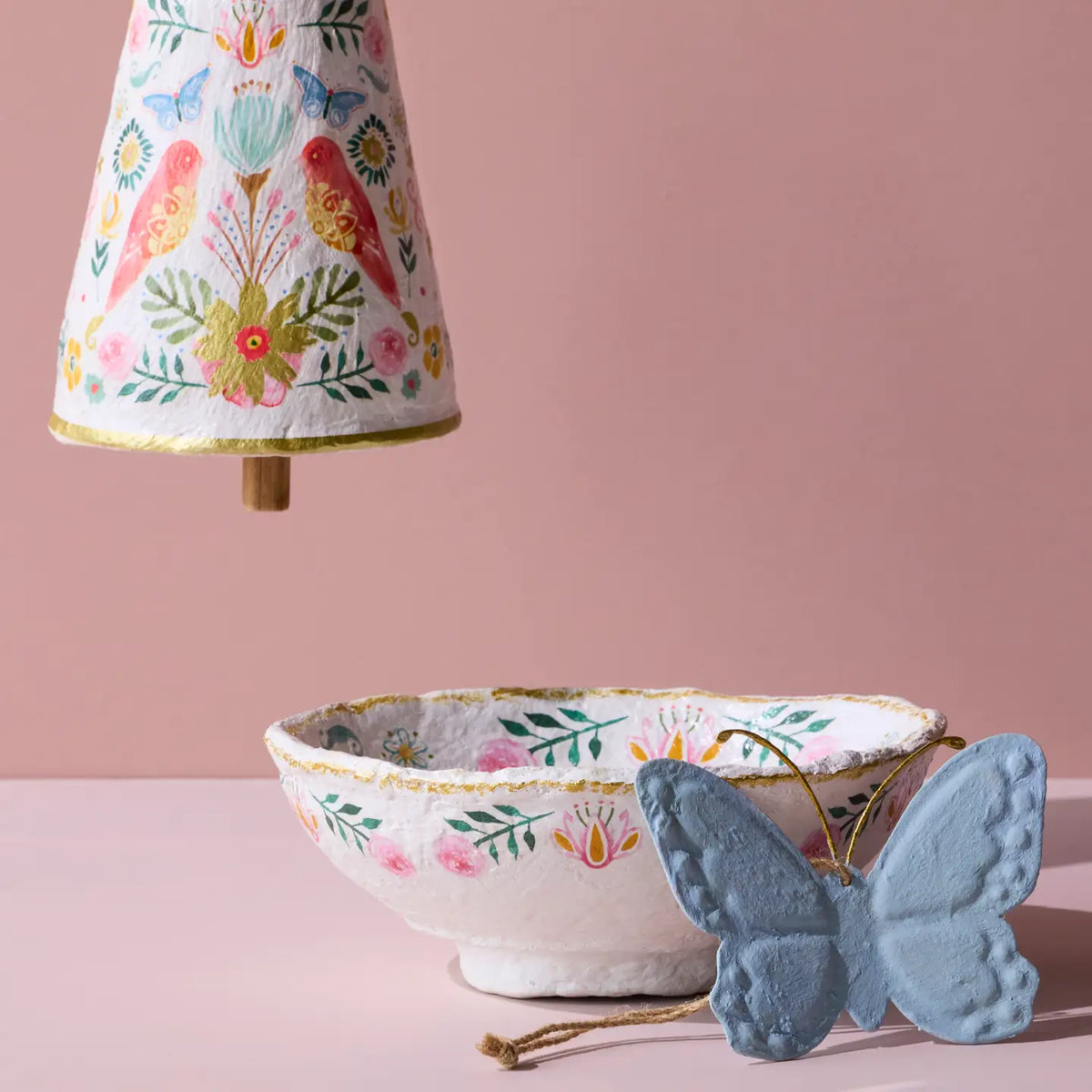 Paper Mache Coral Birds with Gold Rim Bowl