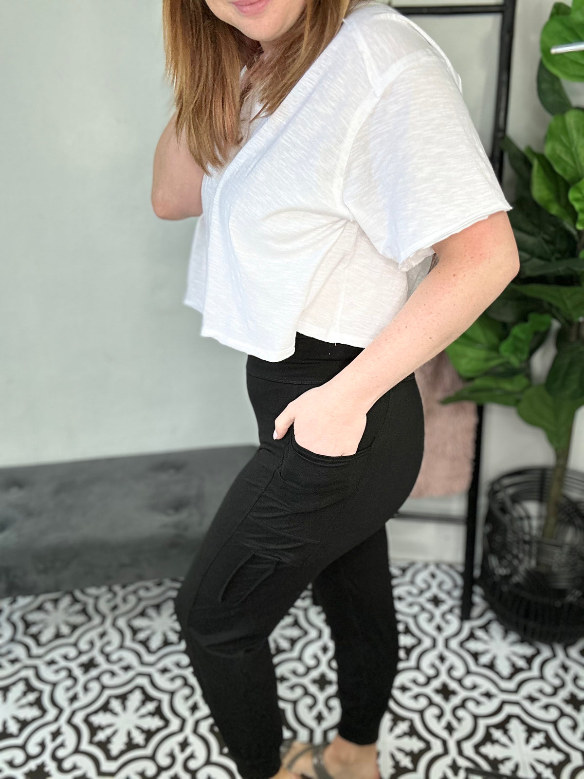 Side Pocket Butter Soft Joggers- Black