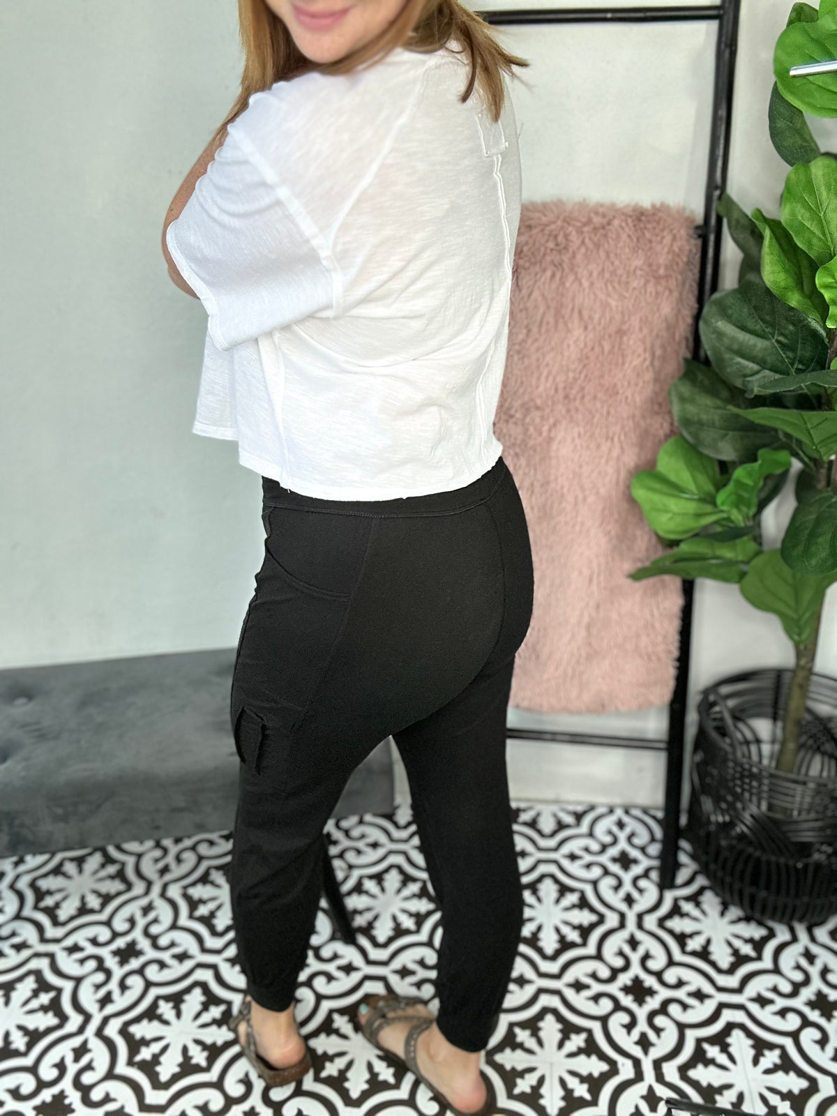 Side Pocket Butter Soft Joggers- Black