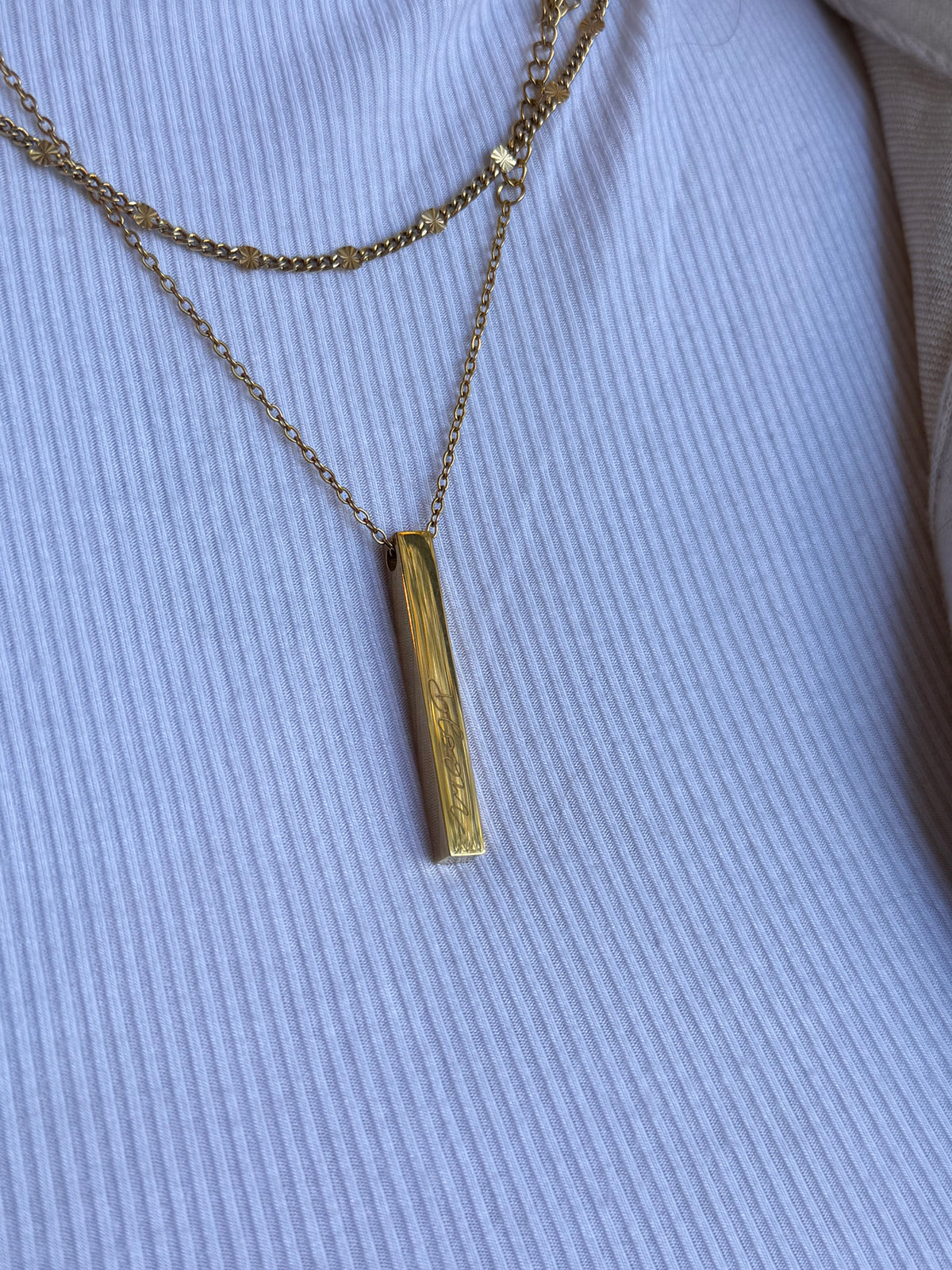 Bloom Gold Bar Necklace