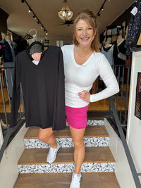 Classic V-Neck Long Sleeve - Black