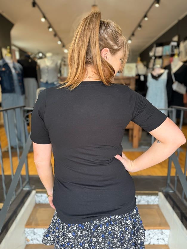 Classic Everyday Short Sleeve - Black