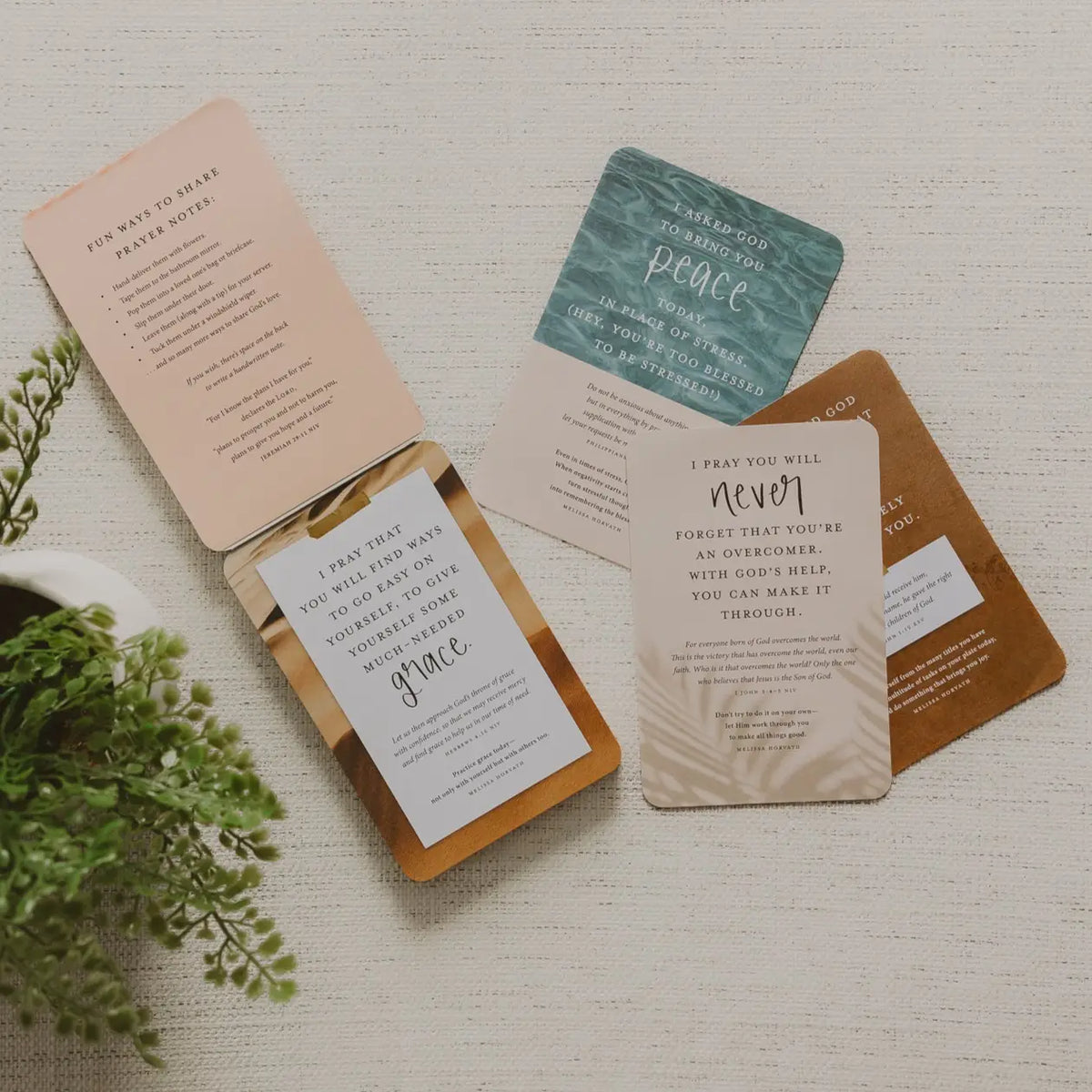 100 Pass-Along Notes for Hardworking Women