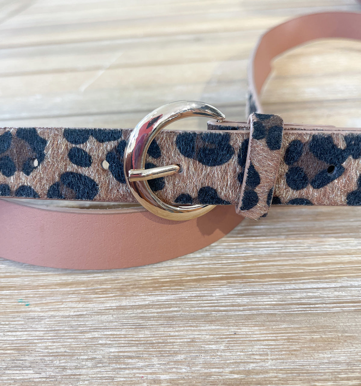 Textured Leopard Print Belt