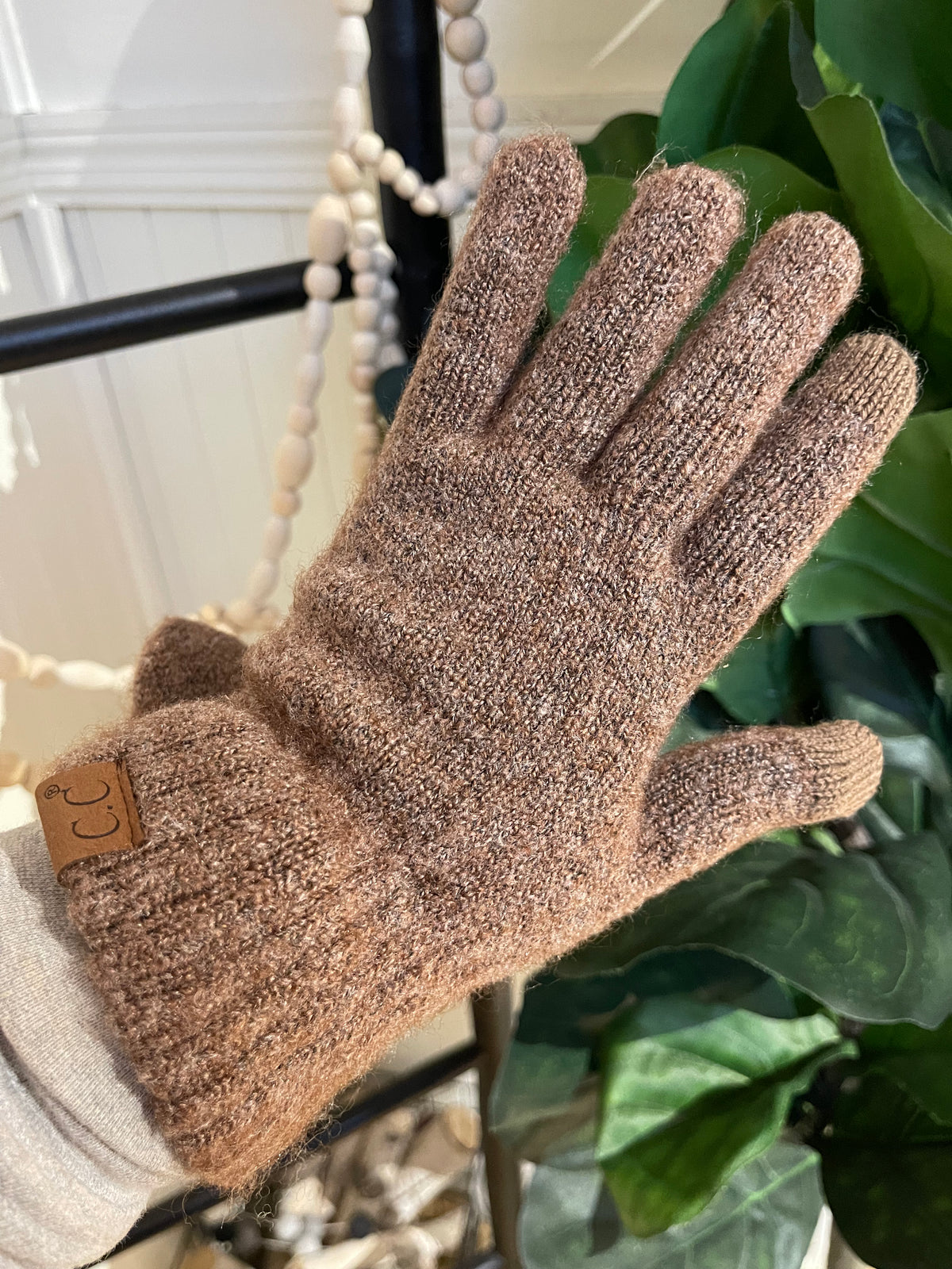 Mocha Gloves