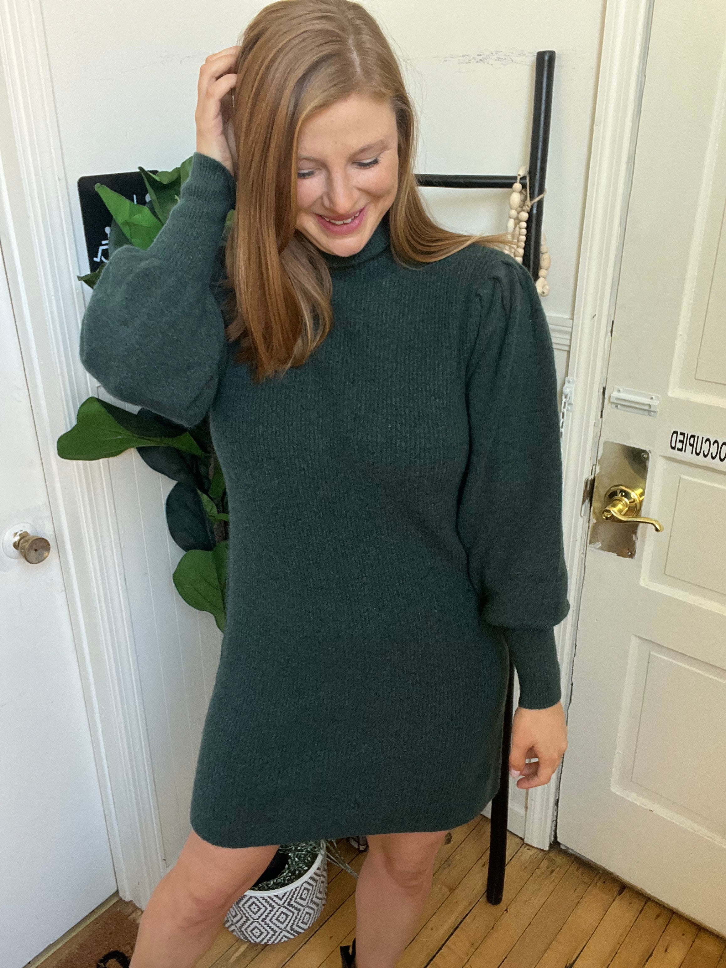 Hunter green hotsell sweater dress