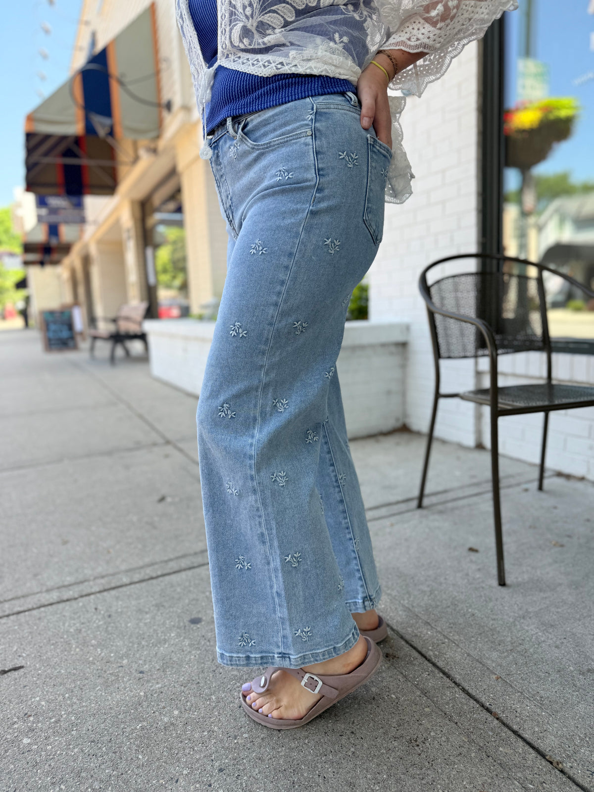 Flower Embroidered High Rise Crop Jean - NC