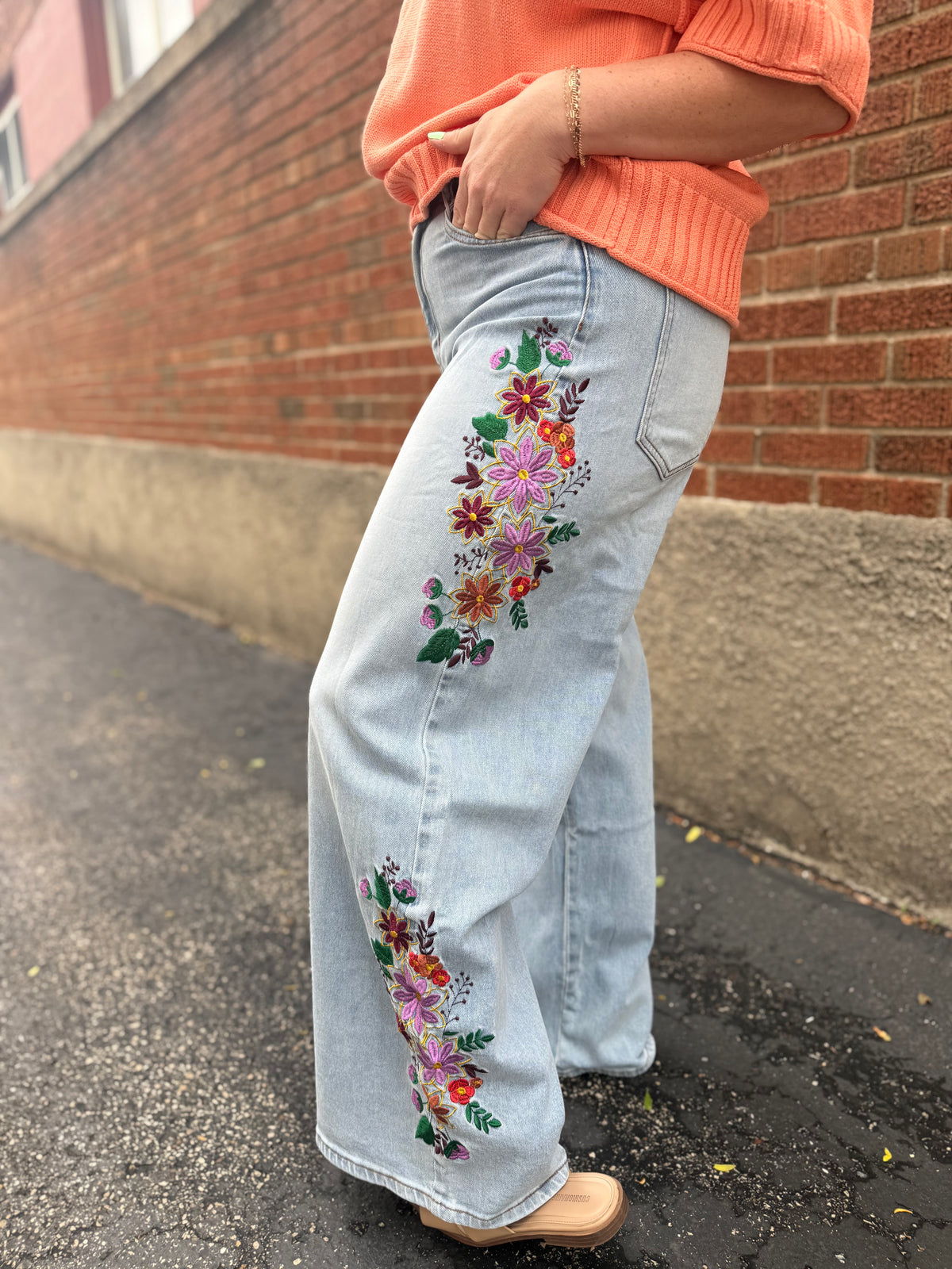 Evie Floral Embroidered Jeans