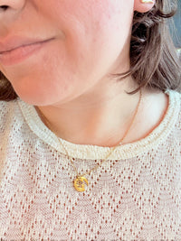 Hand in Hand Necklace - Gold