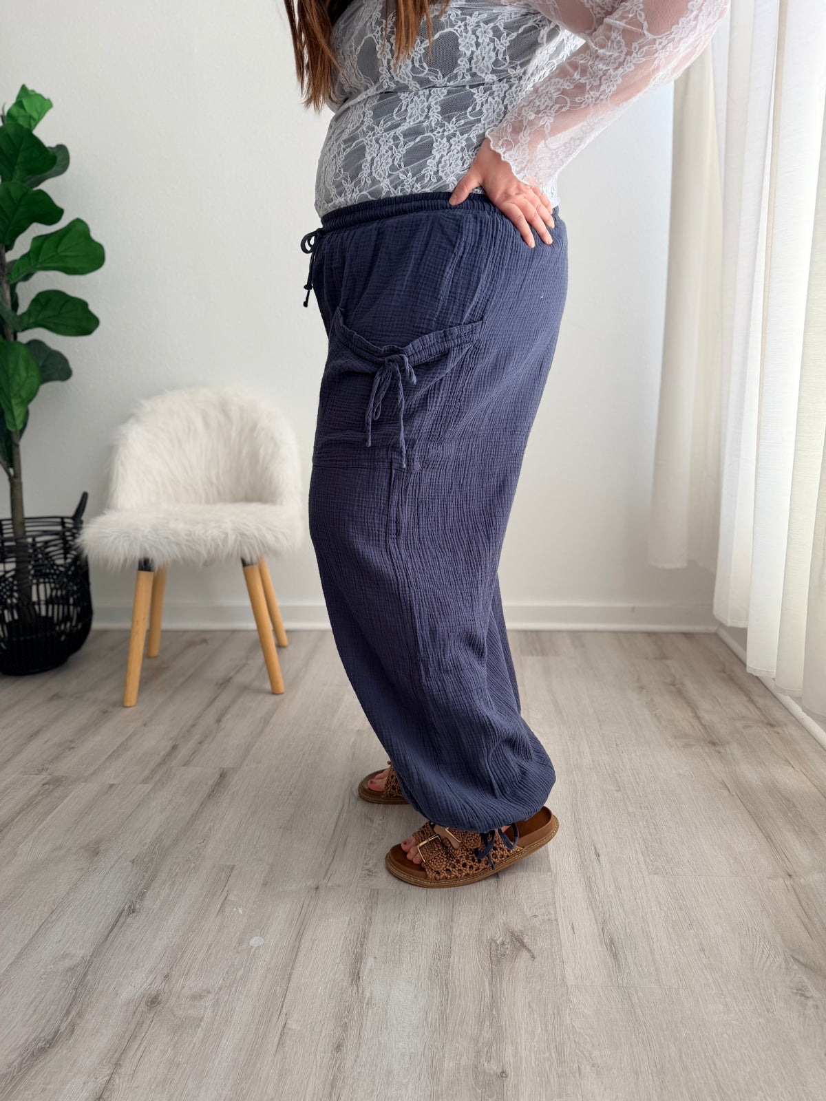 Willow Gauze Bow Joggers