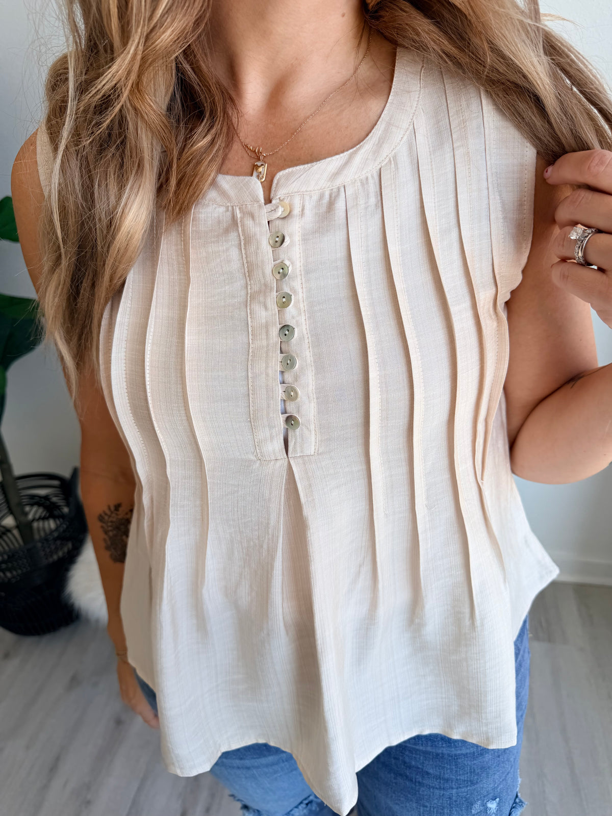 Soft Meadow Pleated Sleeveless Top