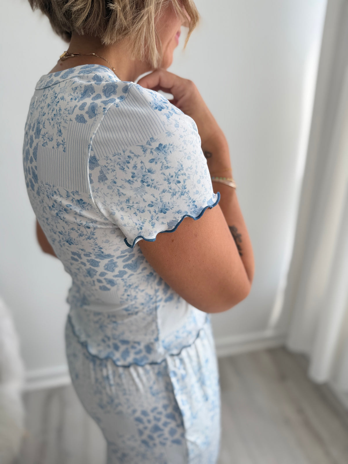 Porcelain Garden Top