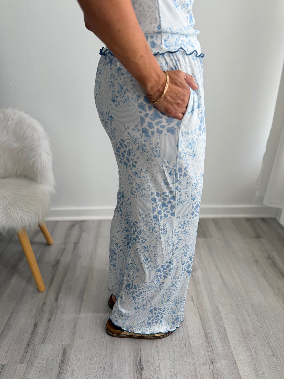 Porcelain Garden Bottoms