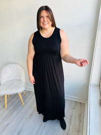 Black Classic Sleeveless Maxi Dress