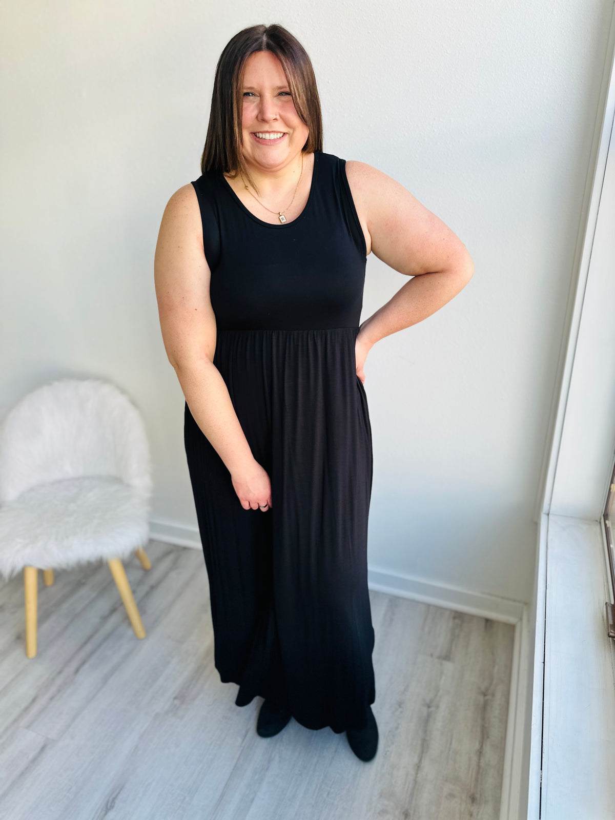 Black Classic Sleeveless Maxi Dress