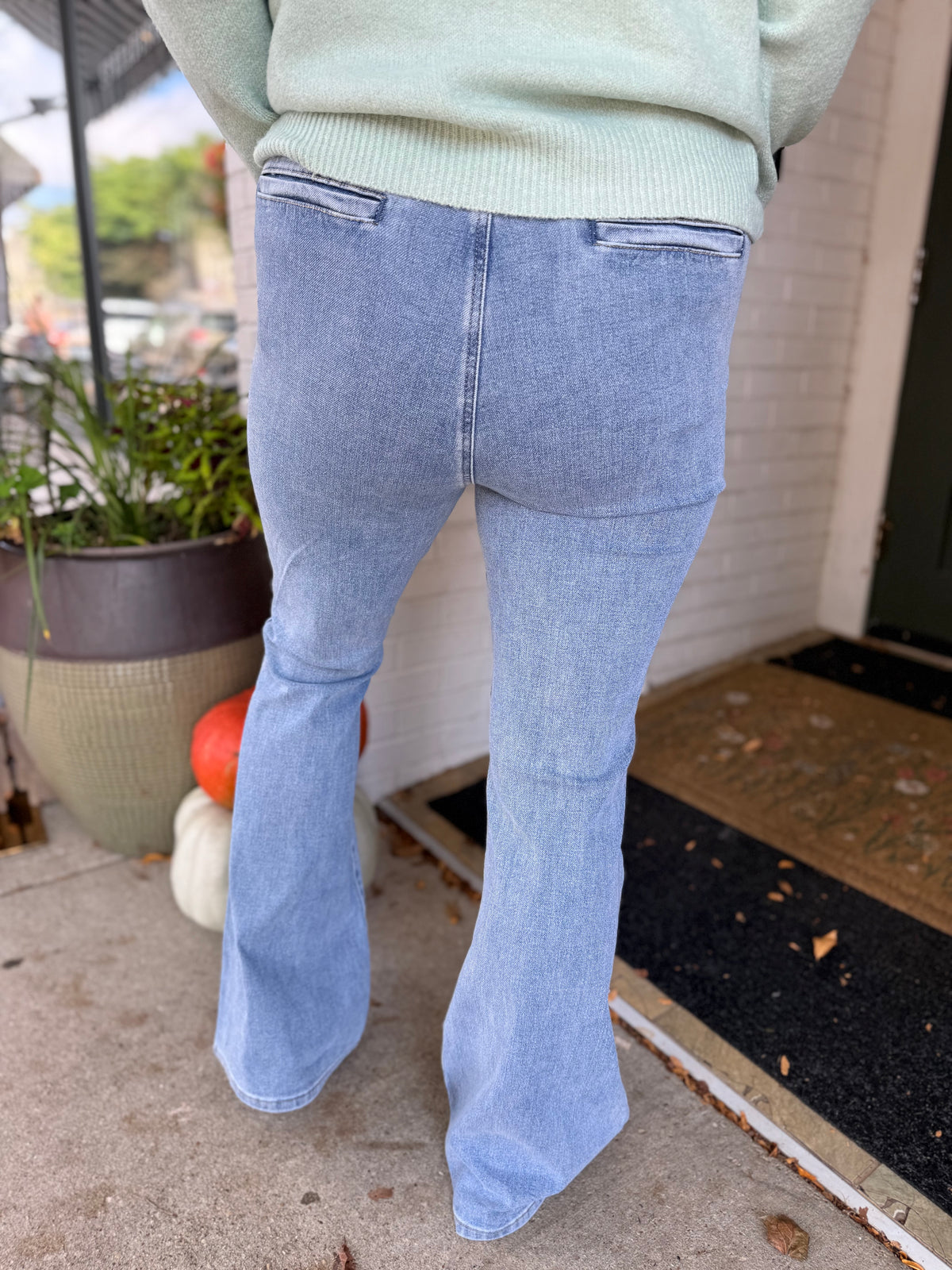 Front Pocket Judy Blue Flare Jeans