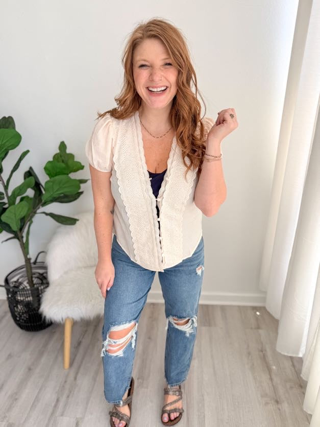 Everyday Edge Distressed Jeans