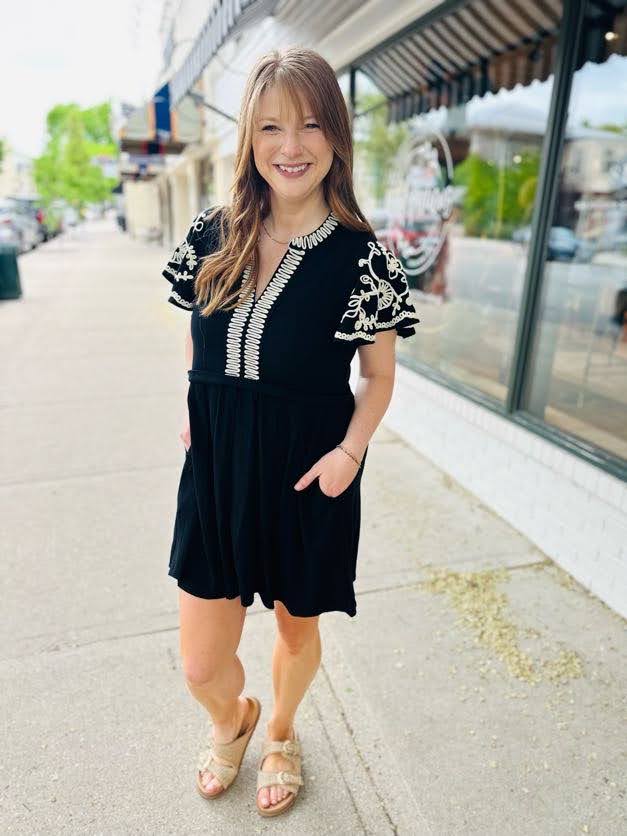 Scarlett Detailed Linen Dress
