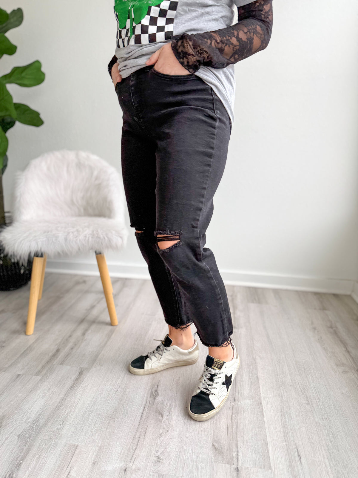 Hadley Distressed Stretch Skinny Pants