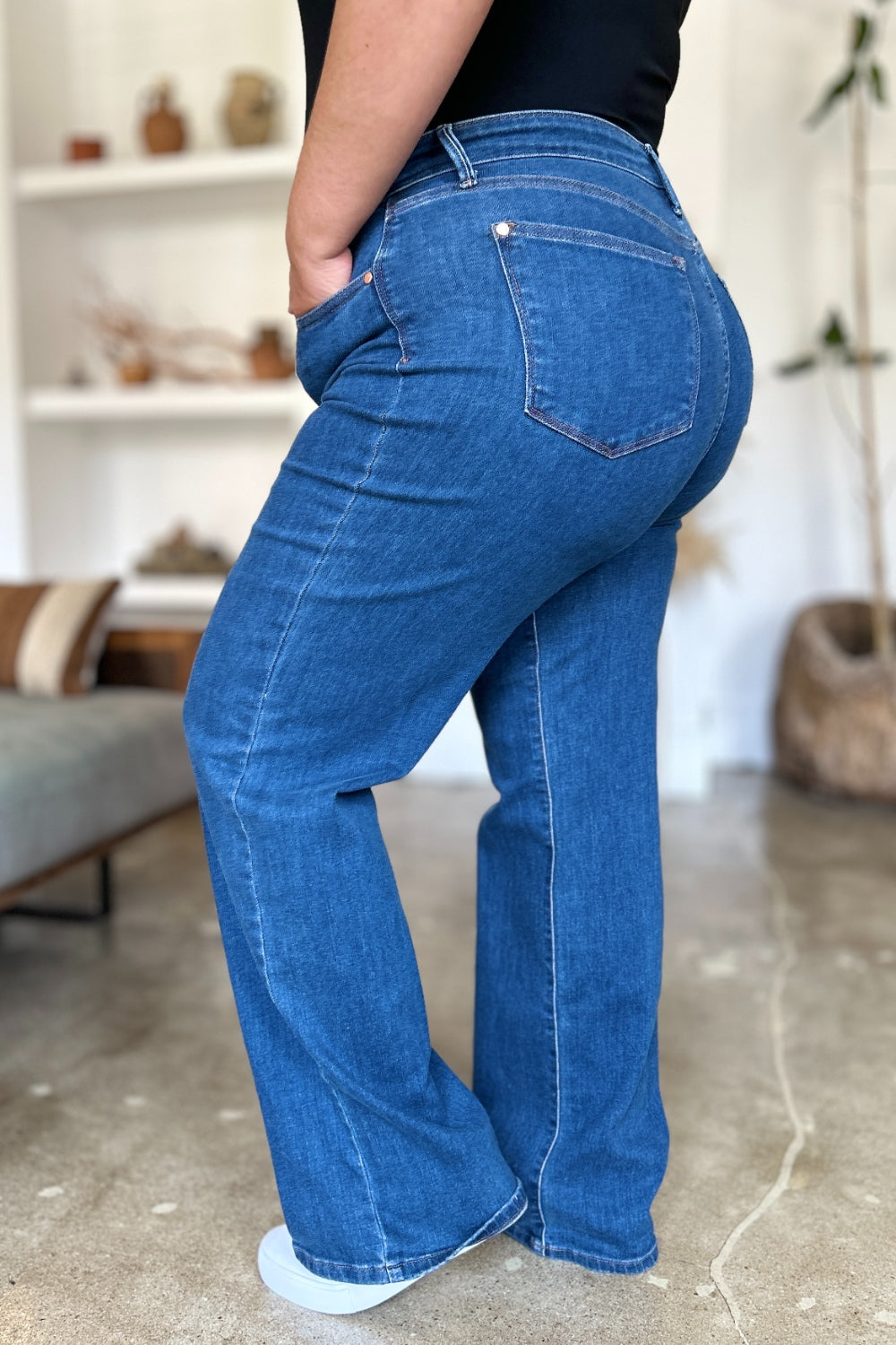 Online Exclusive Judy Blue  High Rise Straight Jeans - DS