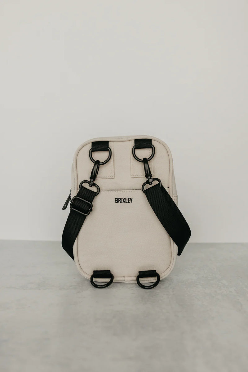 brixley bag vs lululemon MEDIUM Wear it around your waist for a trendy it was time for an
